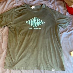 Green h&m shirt, size large but fits like a medium.